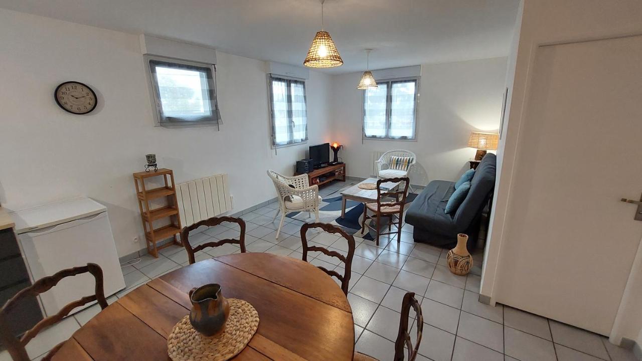 Bel Appartement Au Calme Sainte-Genevieve-des-Bois Luaran gambar