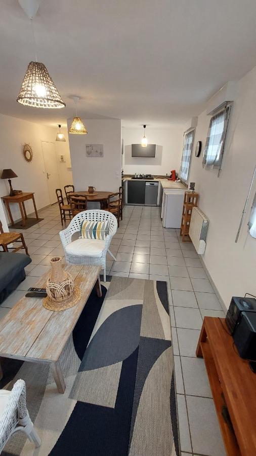 Bel Appartement Au Calme Sainte-Genevieve-des-Bois Luaran gambar
